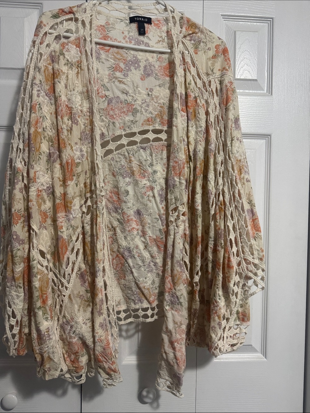 Light shawl